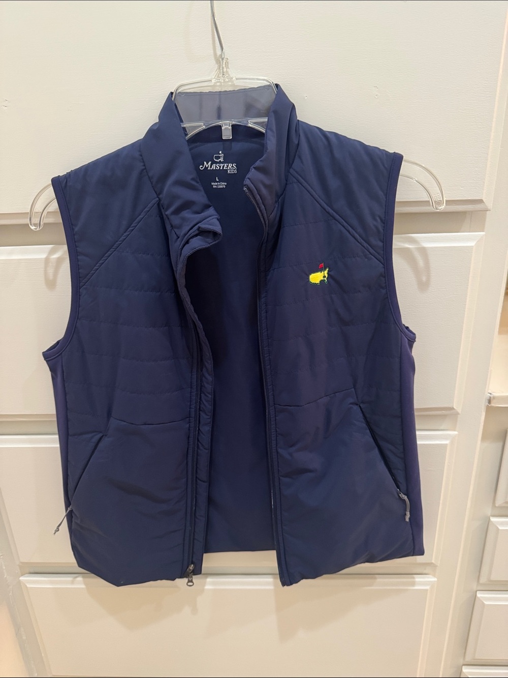 Masters Navy Quilted Vest Youth size Large Boy or Girl W/Yellow Masters Emblem